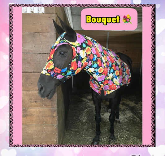 LARGE PONY/SMALL HORSE SLINKY. FREE CHARM