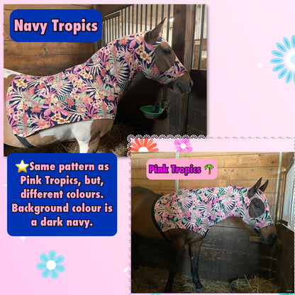 LARGE PONY/SMALL HORSE SLINKY. FREE CHARM