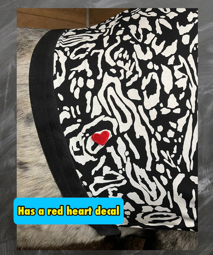 HORSE SIZE SLINKY. FREE CHARM