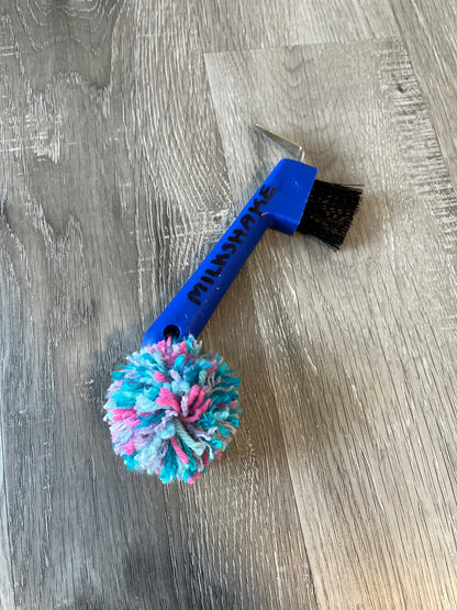 POM POMS & FLOWERS