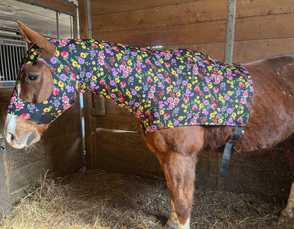 HORSE SIZE SLINKY. FREE CHARM