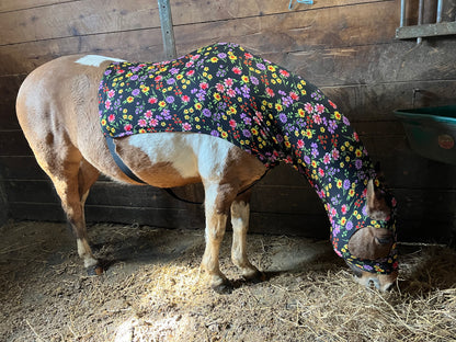 HORSE SIZE SLINKY. FREE CHARM