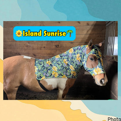 LARGE PONY/SMALL HORSE SLINKY. FREE CHARM