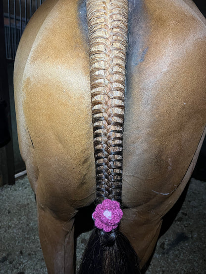 POM POMS & FLOWERS