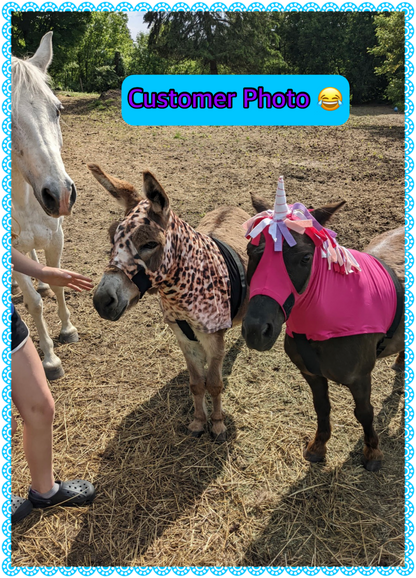 LARGE PONY/SMALL HORSE SLINKY. FREE CHARM